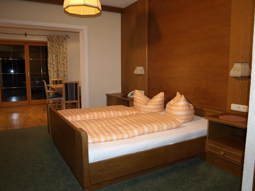 Hotel Haus Karin Sölden Pokoj fotografie